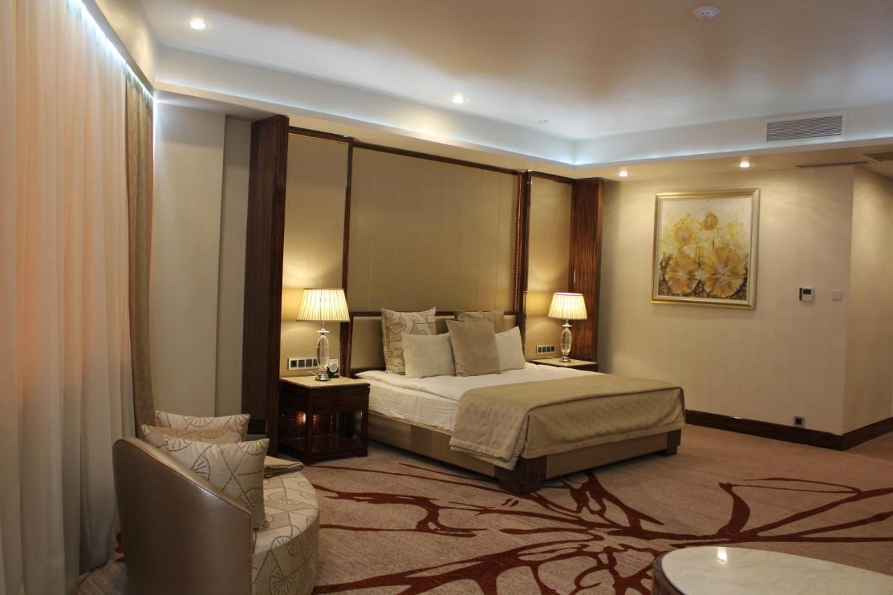 Boutique Hotel Health Club&Spa Grand Prix Astana Exterior foto